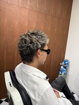 フランクス バーバー ウエストトウキョウ 吉祥寺店(FRANK’S BARBER WEST TOKYO) リバースセンターパートニュアンスパーマニュアンスウルフダウR
