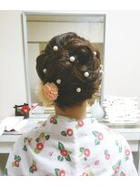 きものサロン すずめ屋&nbsp;襟足２センチからのアップスタイル