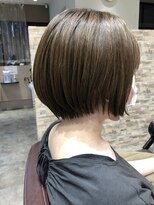 ビースリー ロア&nbsp;ショートボブ×Aujua(オージュア) 2021/8/19[横浜/横浜駅]