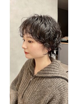 サンド 表参道(sand) ショートボブ20代30代40代イヤリングカラー大人可愛い