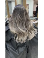 ジゼル(gisele)&nbsp;(小山グラデーション