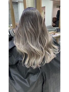 ジゼル(gisele) (小山グラデーション