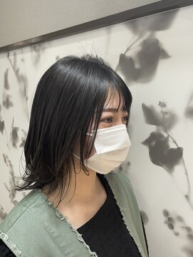 モノ アンド イニ(Mono & inni) こだわり前髪カット