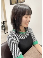 トマト(TOMTO)&nbsp;【HOSSY】ミディアムウルフ_レイヤーカット20代30代40代