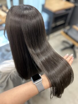 アリュウル 表参道(ALLURE) アイスグレージュ×酸熱トリートメント◎矢口