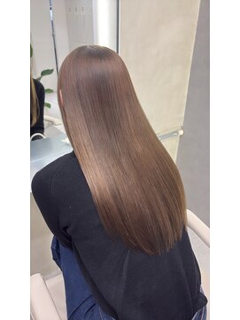 アヴァンス 西田辺(AVANCE.) ダブルカラー/ブリーチ/ミルクティー/髪質改善/縮毛矯正