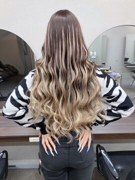 エミーバイモアムー(Emmie byMoremuu) 【YU-TA】エクステグラデーション