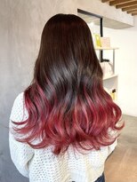 サクラ オモテサンドウ(SAKURA)&nbsp;レッドグラデーションカラー　ブリーチカラー　表参道