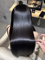 シンカ(shinka)&nbsp;アッシュブラウンカラー＋最高級髪質改善トリートメント