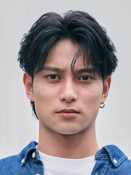 テン 心斎橋(tenn.) 心斎橋フェザーパーマフェザーショートセンターパート20代緩め