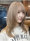 調布ダブルカラーレイヤーボブウルフショートミルクグレージュ