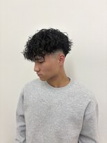 オルヴァ(Orva)&nbsp;スペインカール×ミドルフェード[藤沢美容室/メンズパーマ]