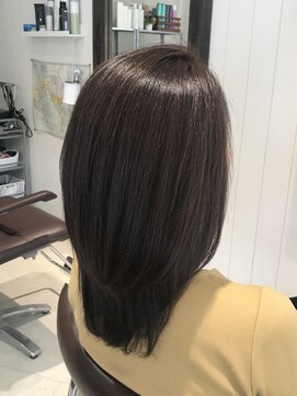 プールブー(Pour Vous) まとまり・ツヤ感アップ!大人女子スタイル。