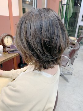 ルーファス 恵比寿 渋谷(Ruufus) 大人の外ハネミックスショートボブ【Ruufus恵比寿渋谷】31578