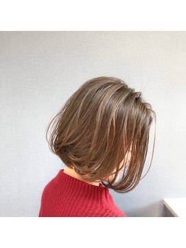 アンフィシュピトロワ(AnFye spi tlow) 【AnFye×ジュエリーシステム】ふんわりボブヘアスタイル