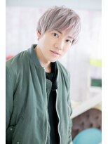 ミック 日暮里店(miq)&nbsp;外国人風ハイライトカラーでクールな透明感ショートb1