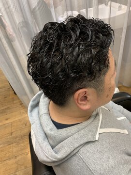 ティーズ アカサカ(T's AKASAKA) メンズパーマ