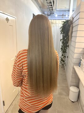 ジゼル 博多筑紫口店(GiseL) ミルク多めミルクティーベージュ