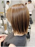 ■アッシュカラーグレージュハイライトレイヤーカット