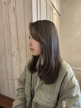 エイミーバイアフロート(amie by afloat) 顔まわりレイヤーで軽いヘアに♪