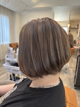 ジェンタ(Jenta) 大人ショート