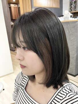 エメヘアデザイン ルイス(Aimer Hair Design Lewis) ミディアムレイヤー/レイヤーカット/インナーカラー/弘前市