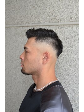 ダウバーバーショップ 表参道(DAU BARBER SHOP) 7.3スキンフェード　理容室　バーバー　フェード　ショートヘア