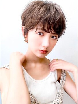 スタートウキョウ 渋谷(STAR TOKYO) 20代ショートヘア◎韓国風くびれレイヤー×シースルー◎旬顔