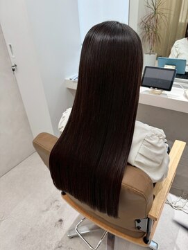 スラッシュホワイト テラッソ前店(SLASH white) 髪質改善/縮毛矯正/トリートメント/姫路