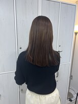 ガーランドウメダ(Garland umeda) ミディアムストレート×こなれブラウンカラー