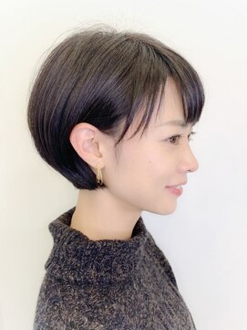 シータ(sheta) 【sheta/AI】大人の小顔耳掛けショートボブ