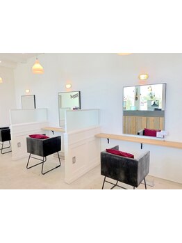 心弾むトータルビューティーサロン。ベテラン揃いの[RANSHELL]があなたにぴったりのヘアスタイルをご提案