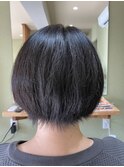 ショートボブ