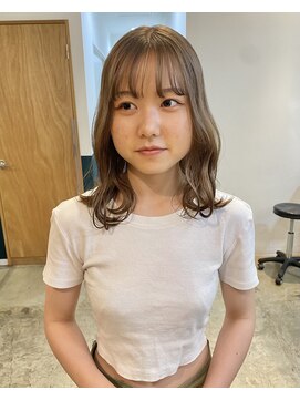 ヘアーブレイス(hair brace) ブリーチ一回グレージュ