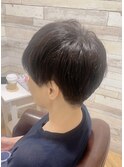 耳だしベリーショート