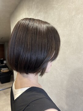 ルアン(LOUEN) ボブ+顔周りレイヤー