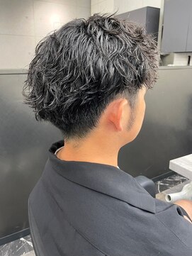 スターズ 柏(STARS) ツイストスパイラル　ツーブロック　束感　20代　メンズパーマ