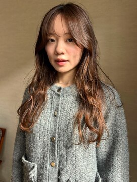 トナリ(tonari) マロンベージュ ロングレイヤー ゆる巻き【鹿児島中央】