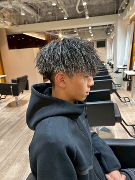 ルースト 原宿店(ROOST) ツイストスパイラル