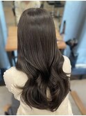 赤み消し!オリーブグレージュ×レイヤーカット◯伊藤