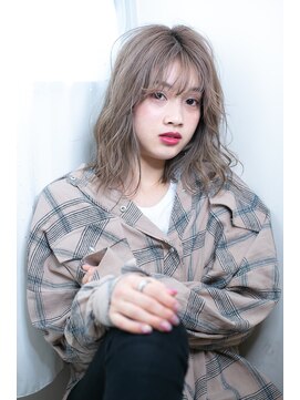 シュシュ(chouchou) 【chou chou_心斎橋】ホワイトアッシュ