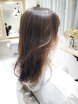 シェルバイコソラ(SHELL by kosora) イヤリングCOLOR