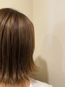 イノセント 今治(INNOCENT) ロイヤルベージュ×くびれボブ