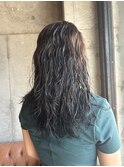 20代30代40代ダークグレージュ大人可愛いなみなみウェーブロング
