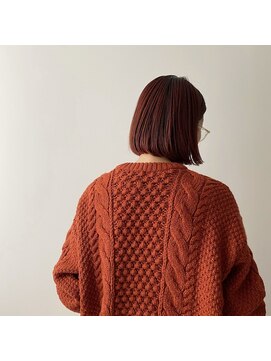 ルッソ チアロ(Lusso chiaro) 秋色カラー×切りっぱなしボブ/30代40代50代