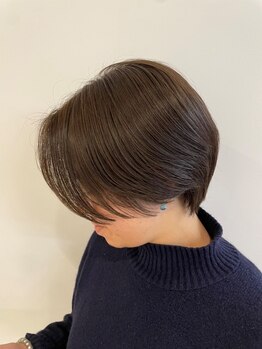 リットバイハレケ(Lit. by HAREKE)の写真/カウンセリング重視◎カット技術に自信あり！魅力を最大限に引き出し、似合うスタイルをご提案します。