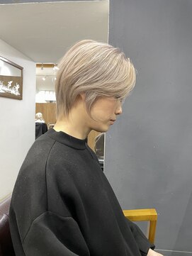 ストラト(STRAT) 【SHUN】ホワイトグレージュ