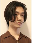 前下がりセンターパートミニボブ