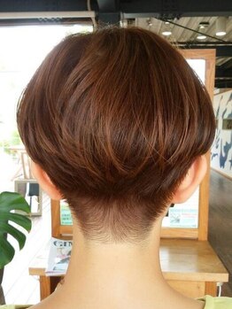 マナヘアー(MANA HAIR)の写真/【男性女性問わず幅広い年齢層から支持◎】カウンセリング席を設け一人ひとりの要望や悩みに寄り添います♪