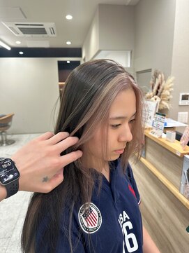 シカ 神戸三宮元町店(Cica) フェイスフレーミング　インナーカラー　ベージュ　神戸　三宮